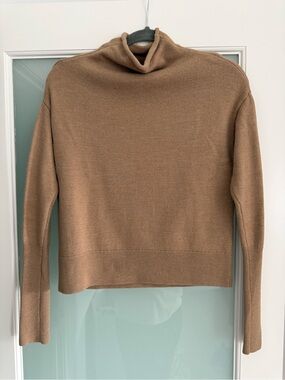 Wilfred Cyprie Sweater in Tan